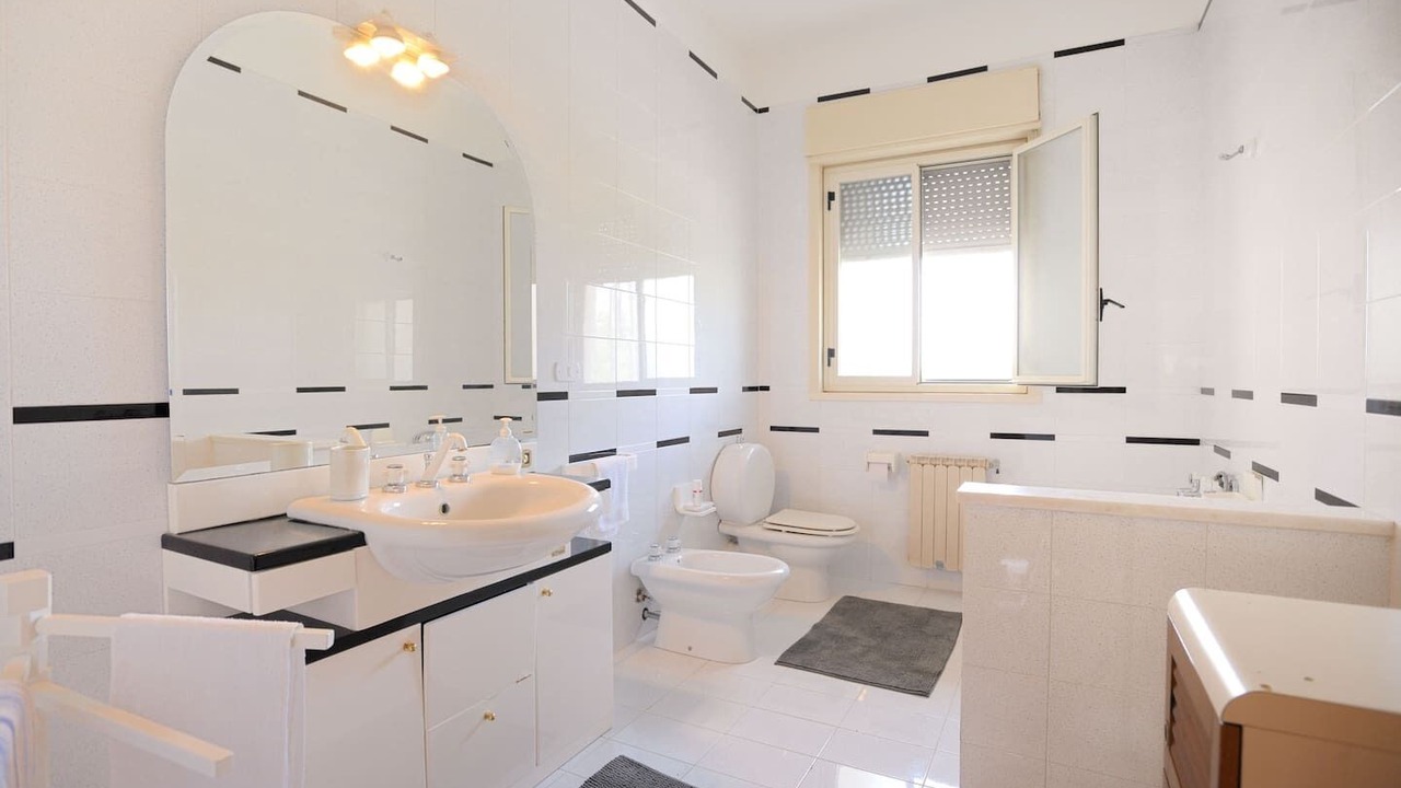 Photo of Bathroom in Racalmuto
