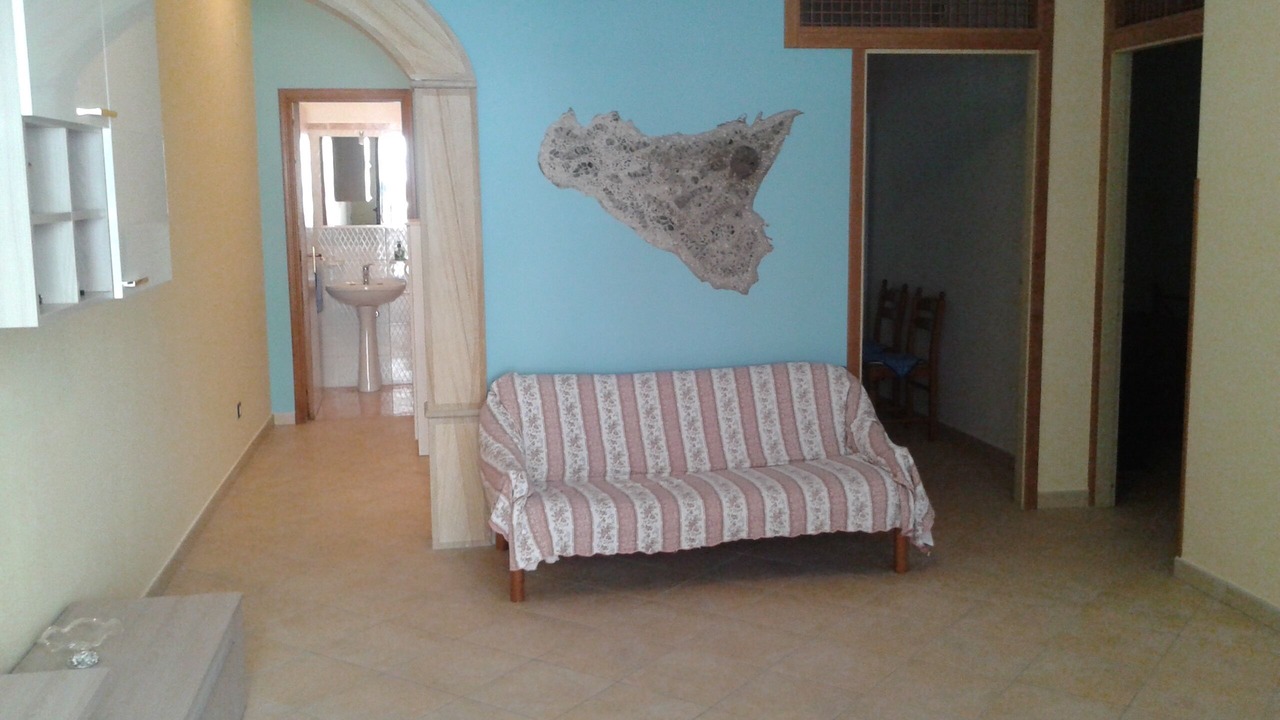 Photo of Livingroom in Brolo