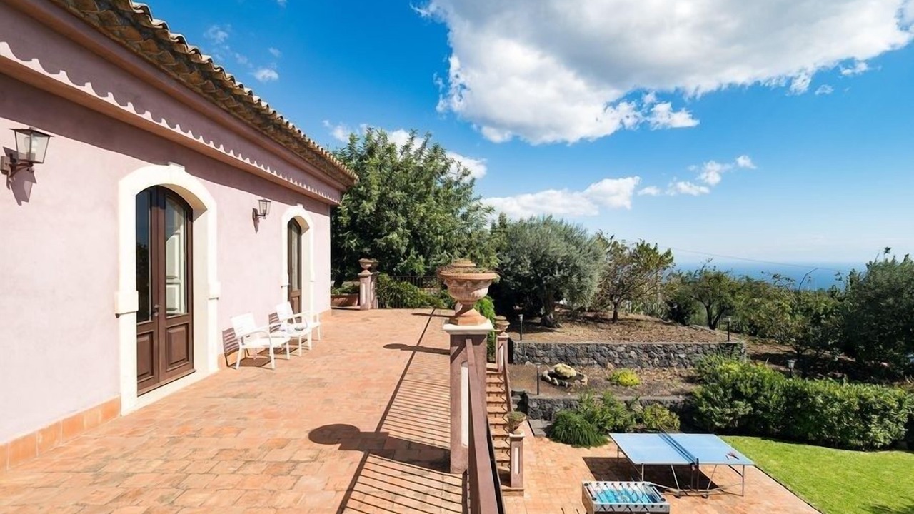 Photo of Patio Balcony in Milo