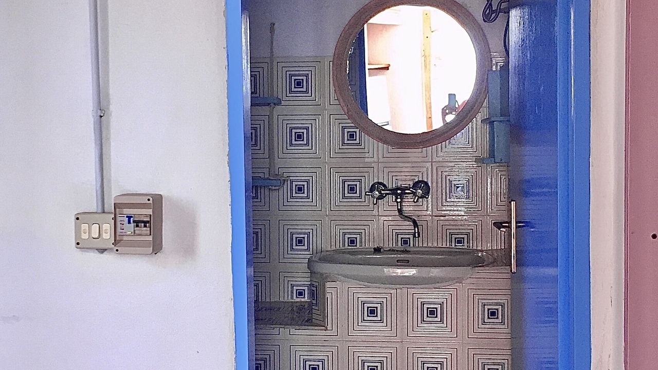 Photo of Bathroom in Alicudi Porto
