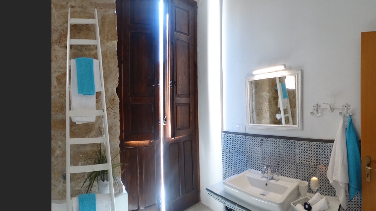 Photo of Bathroom in Pachino