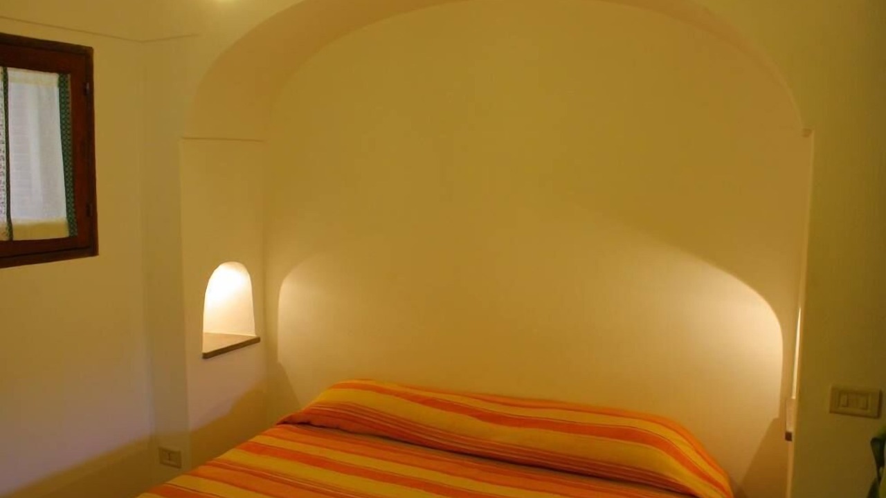 Photo of Bedroom in Kamma