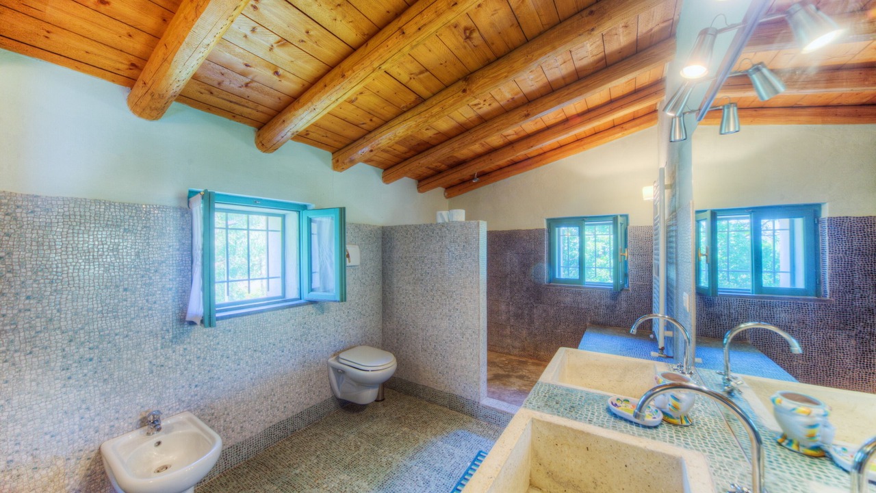 Photo of Bathroom in Presa