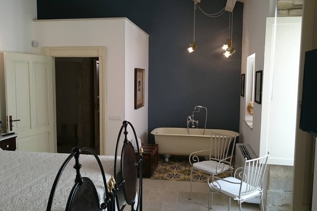 Photo of Bedroom in Palazzolo Acreide Historic Centre