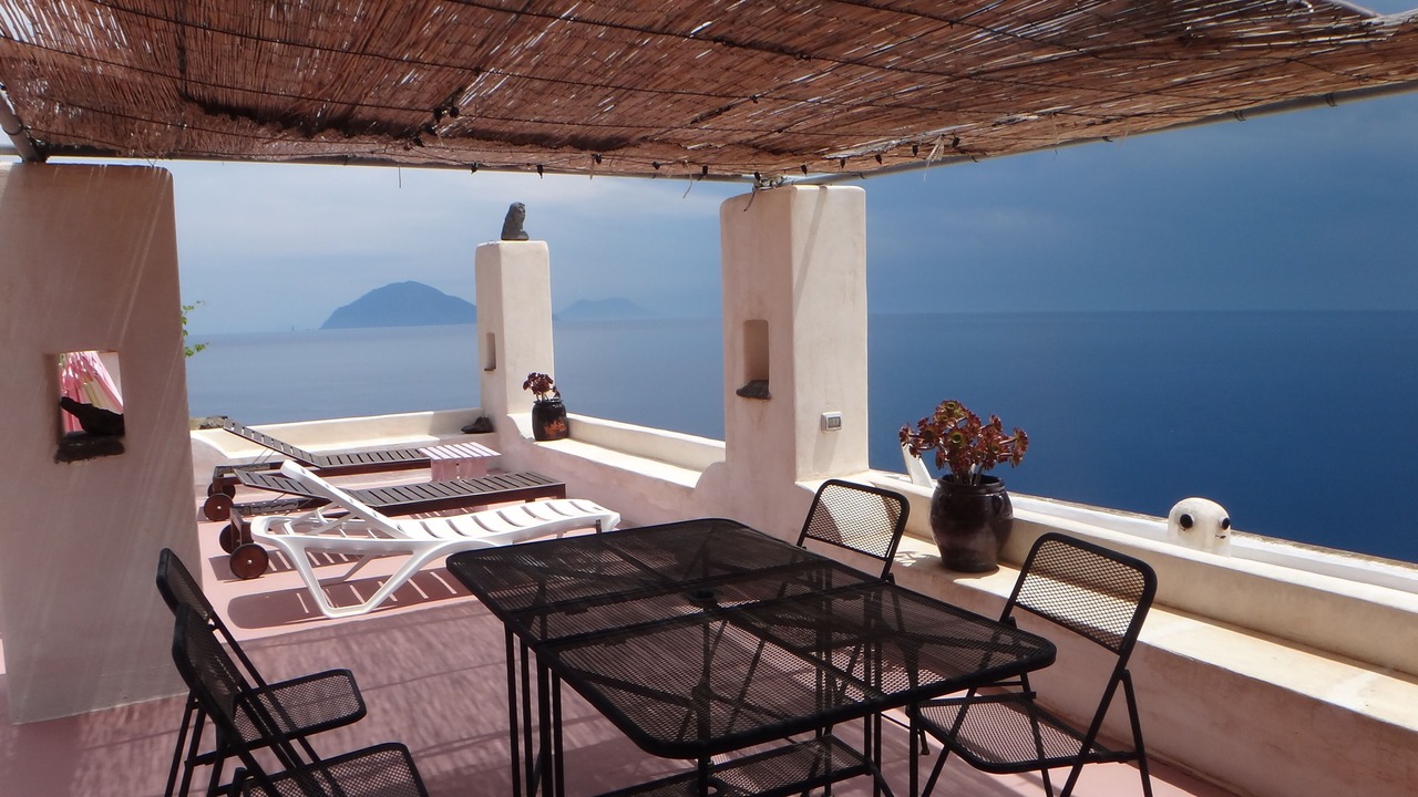 Photo of Patio Balcony in Alicudi Porto