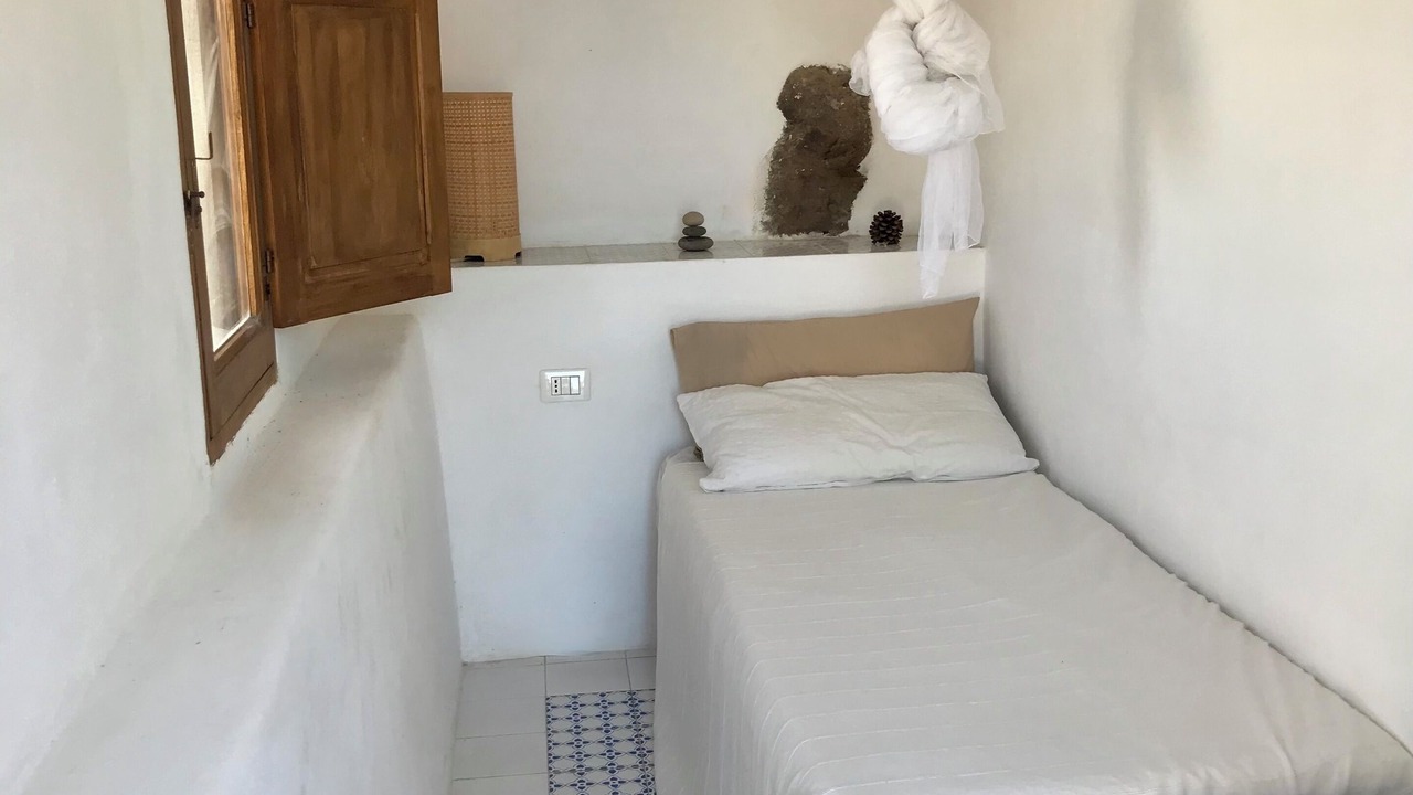 Photo of Bedroom in Filicudi