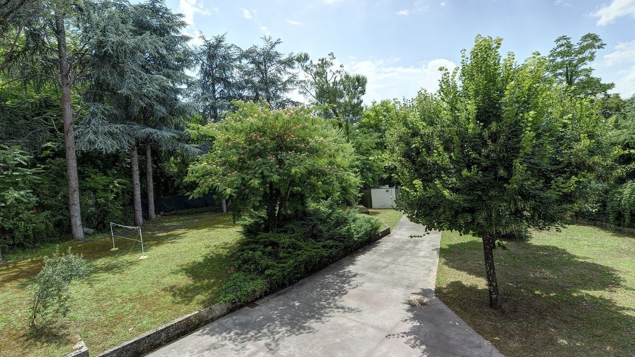 Photo of Outdoor in Arce