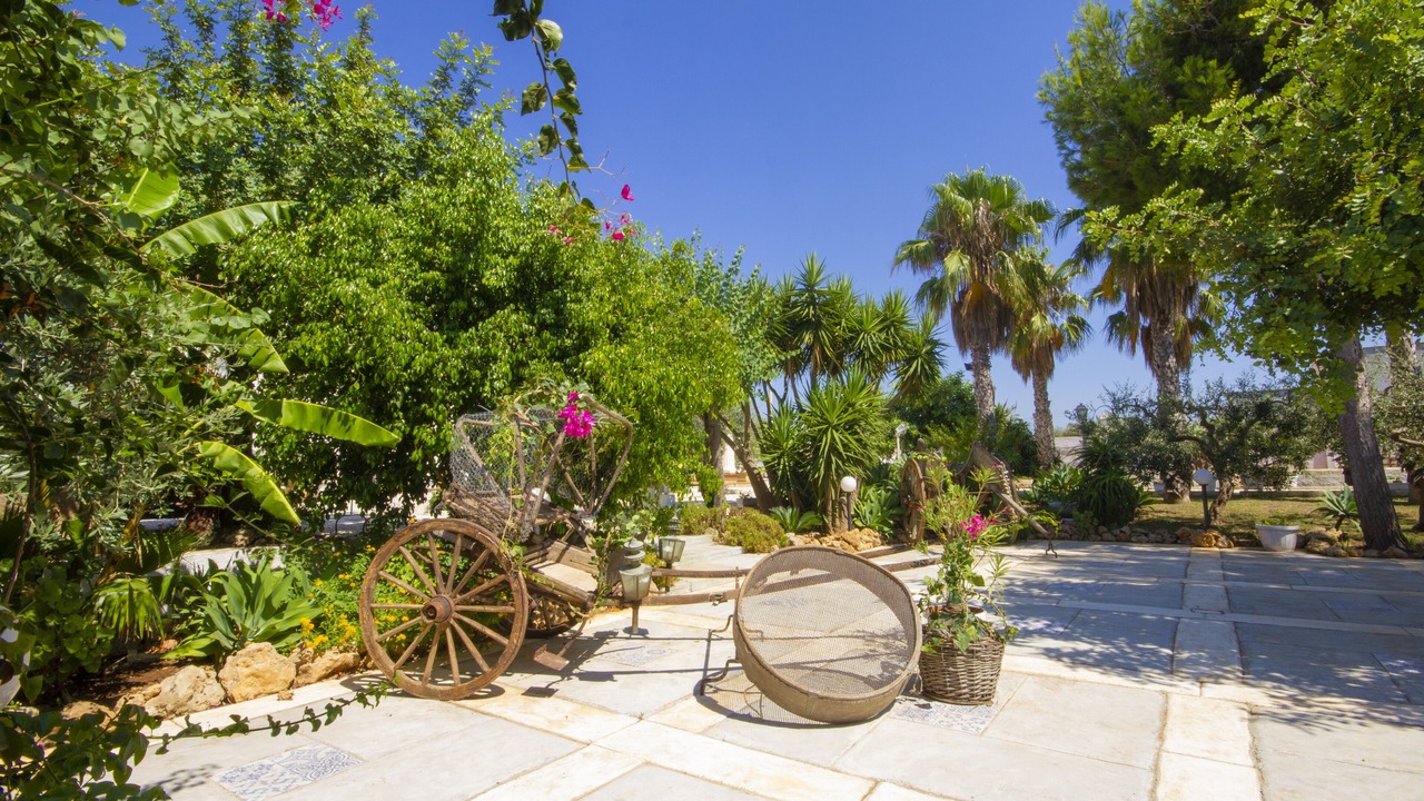Photo of Patio Balcony in Arini