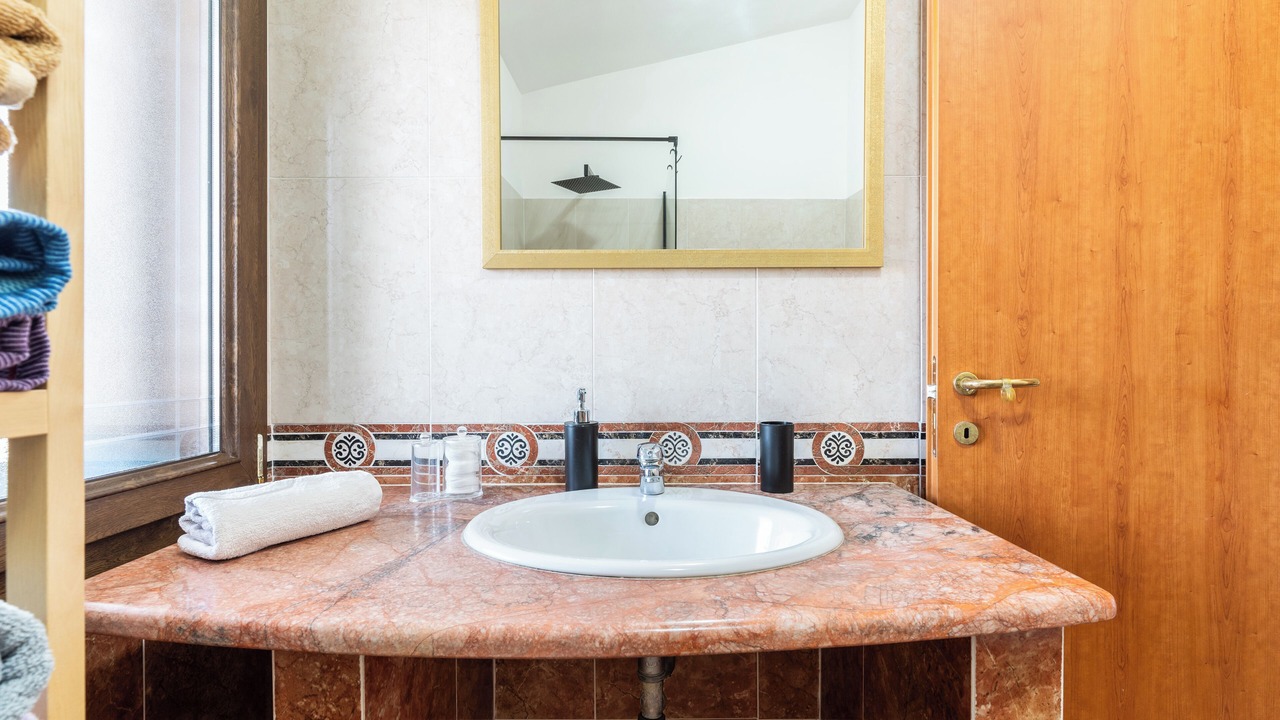 Photo of Bathroom in Arenella