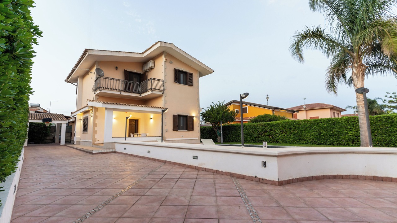 Photo of Outdoor in Arenella