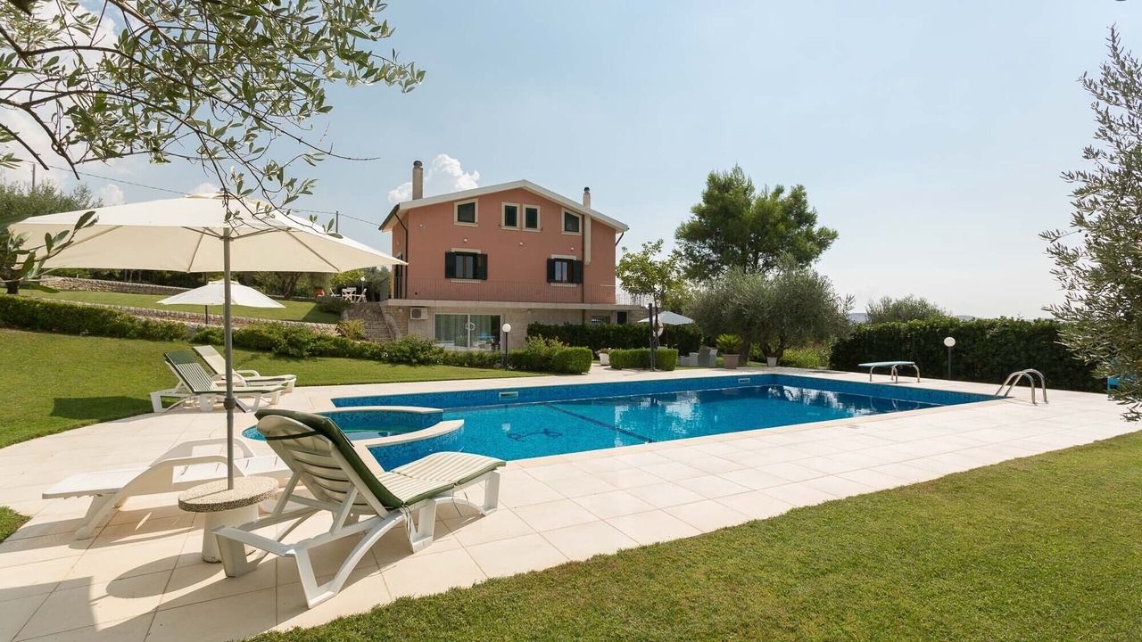 Photo of Outdoor in Giarratana