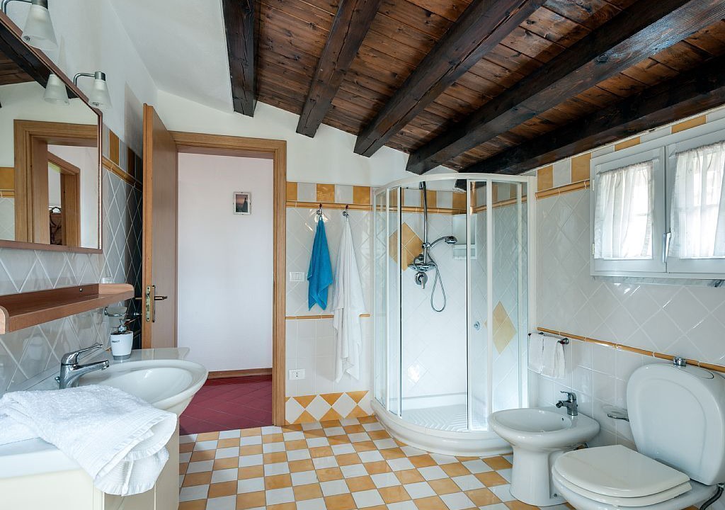 Photo of Bathroom in Calabernardo