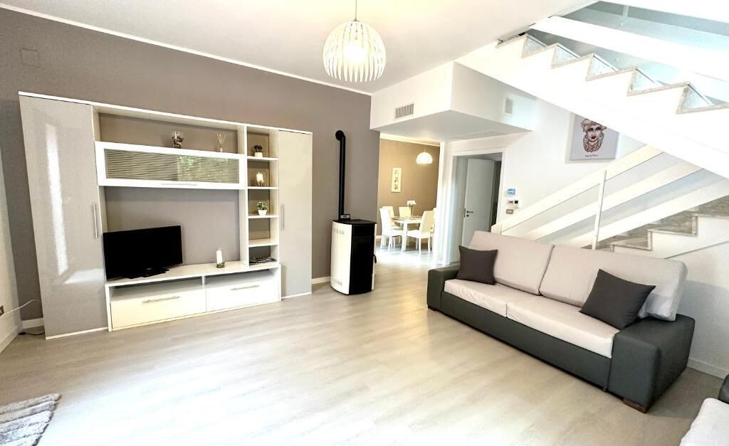 Photo of Livingroom in Avola