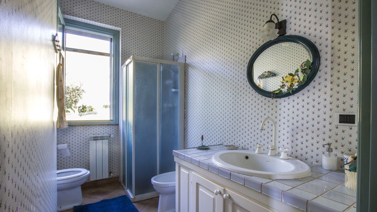 Photo of Bathroom in Catute