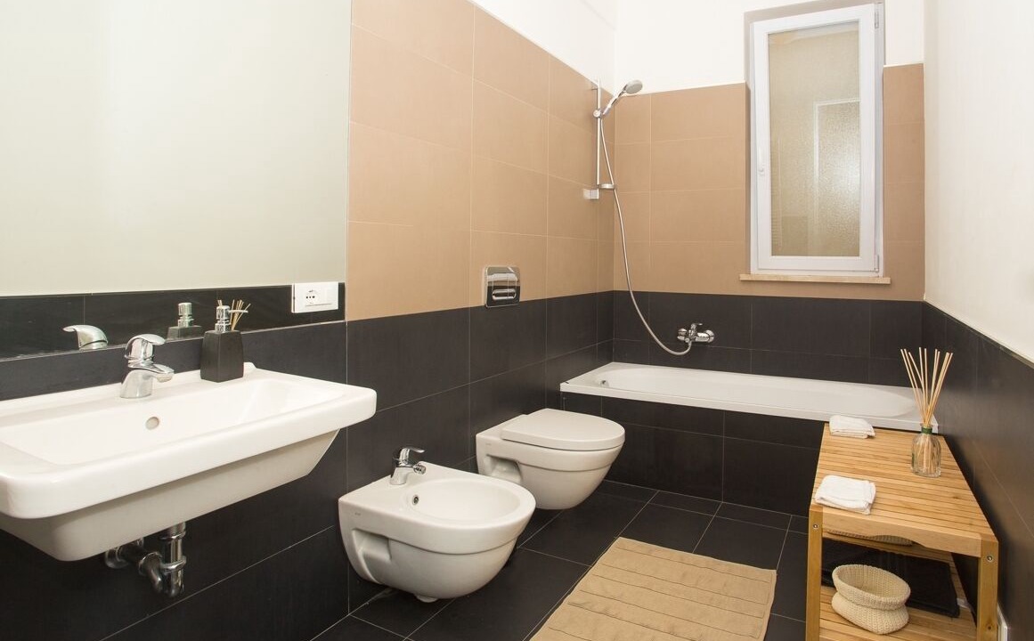 Photo of Bathroom in Mondello