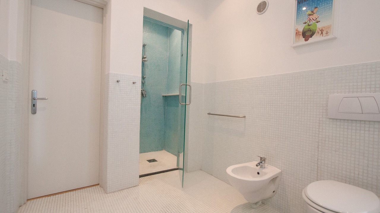 Photo of Bathroom in Mitogio