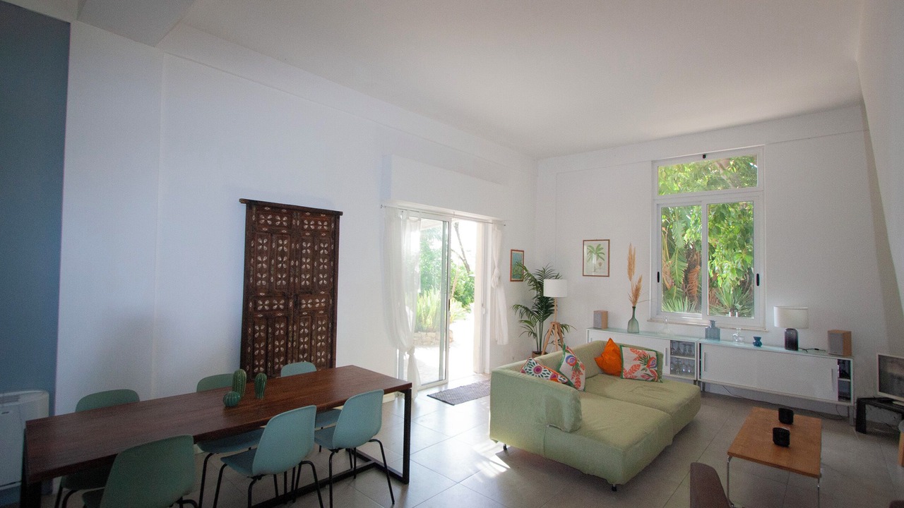Photo of Livingroom in Mitogio