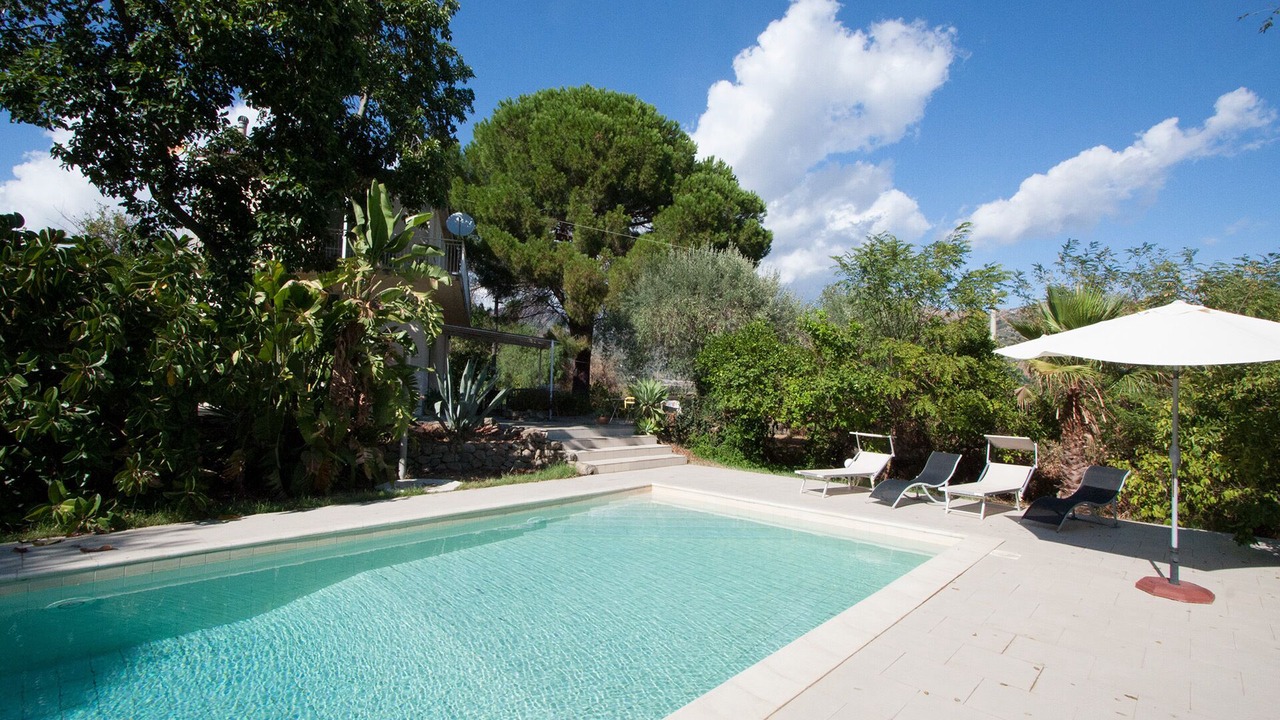 Photo of Outdoor in Mitogio
