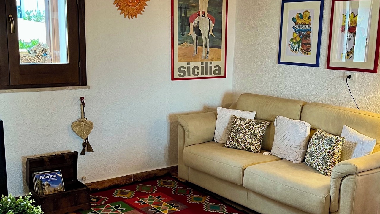 Photo of Livingroom in Scopello