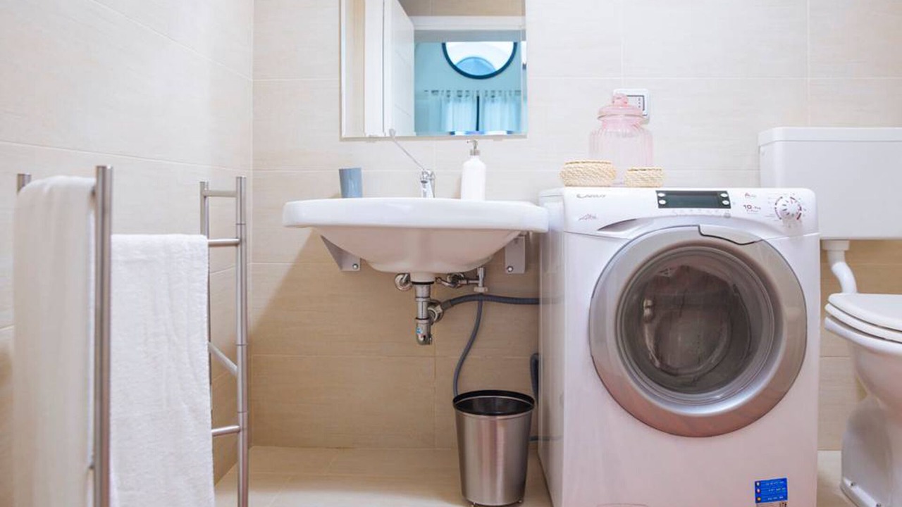 Photo of Bathroom in Trapani City Centre