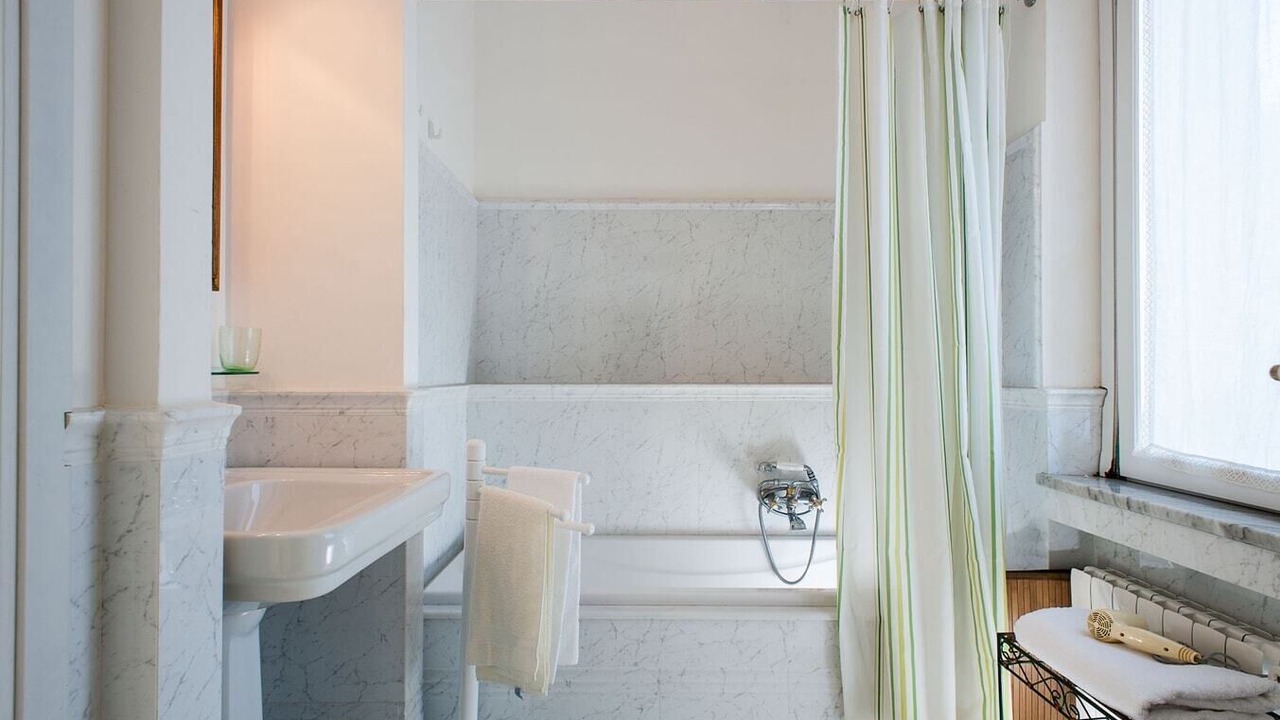 Photo of Bathroom in Paceco