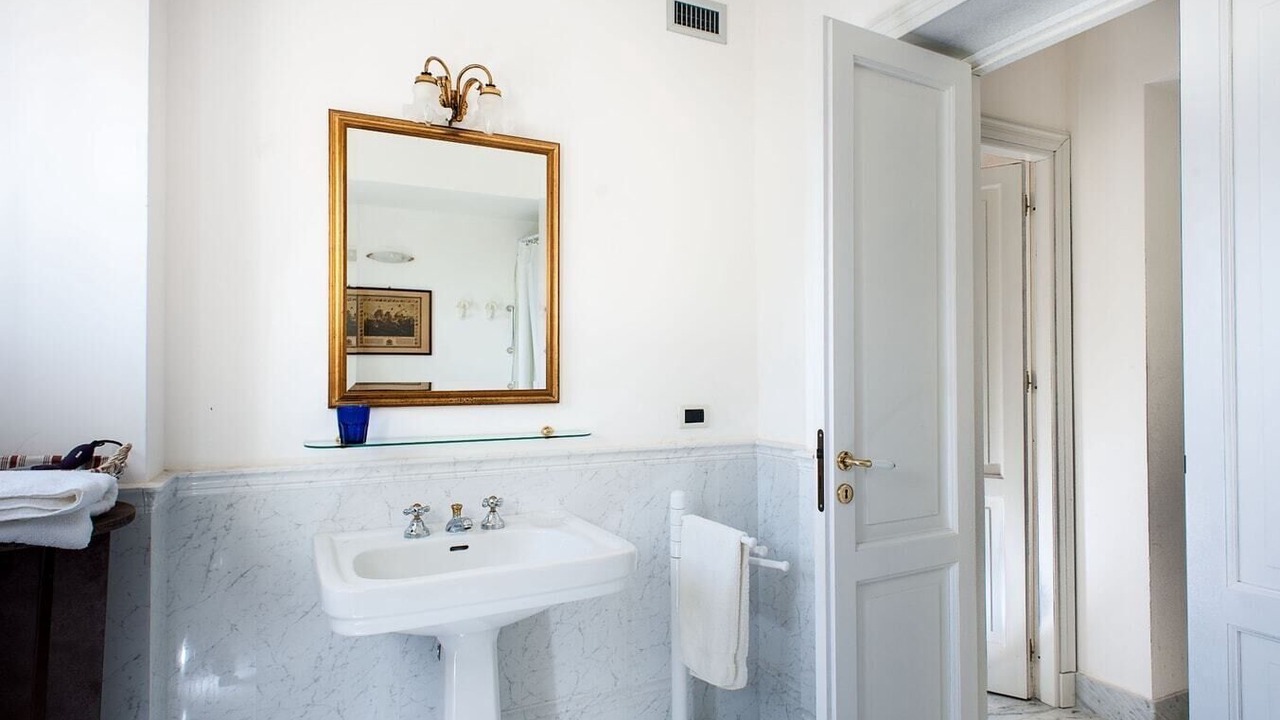 Photo of Bathroom in Paceco