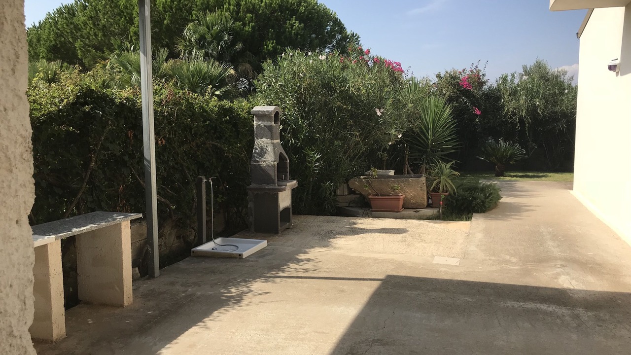 Photo of Patio Balcony in Reitani