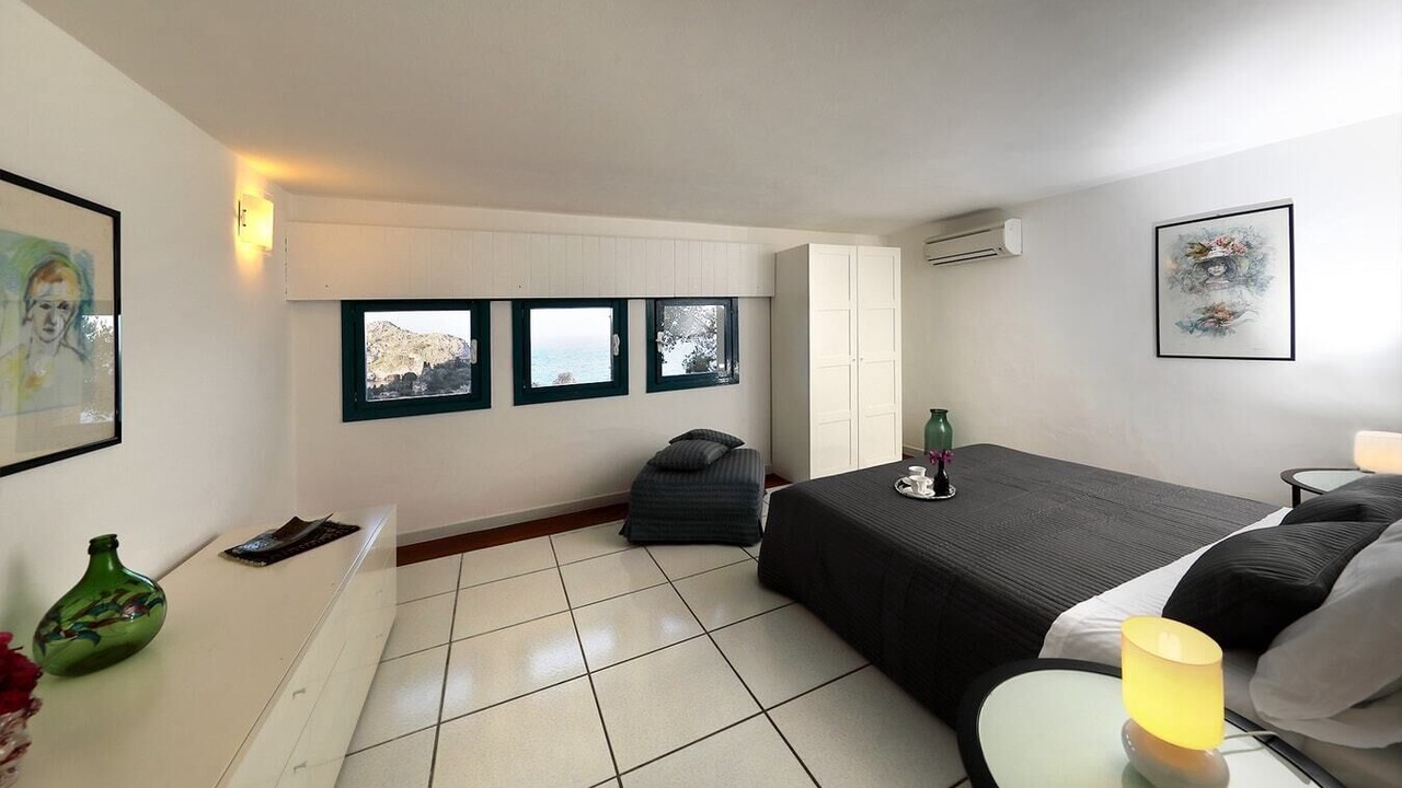 Photo of Bedroom in Taormina