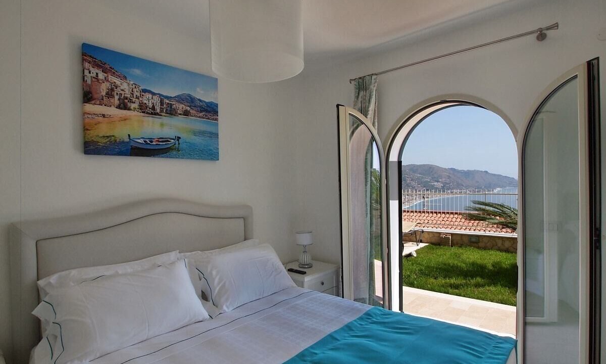 Photo of Bedroom in Taormina