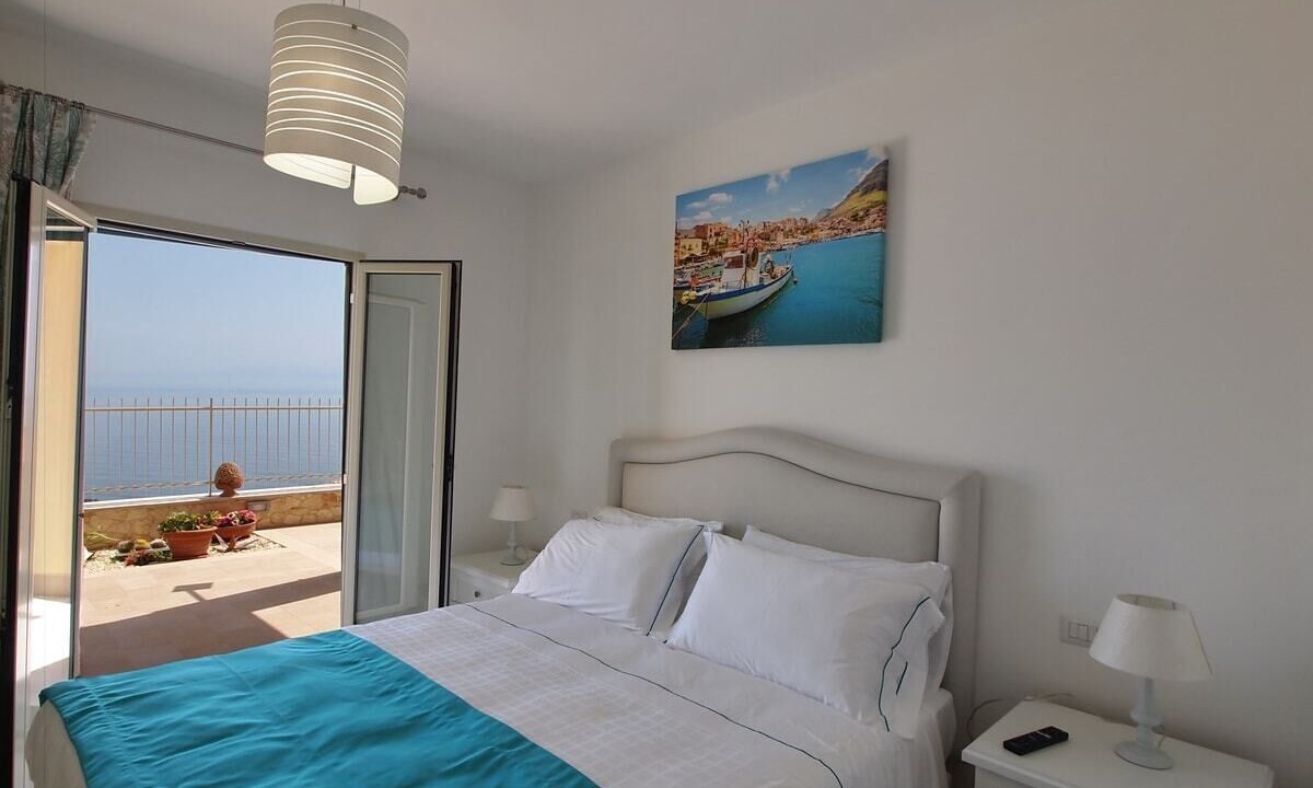 Photo of Bedroom in Taormina