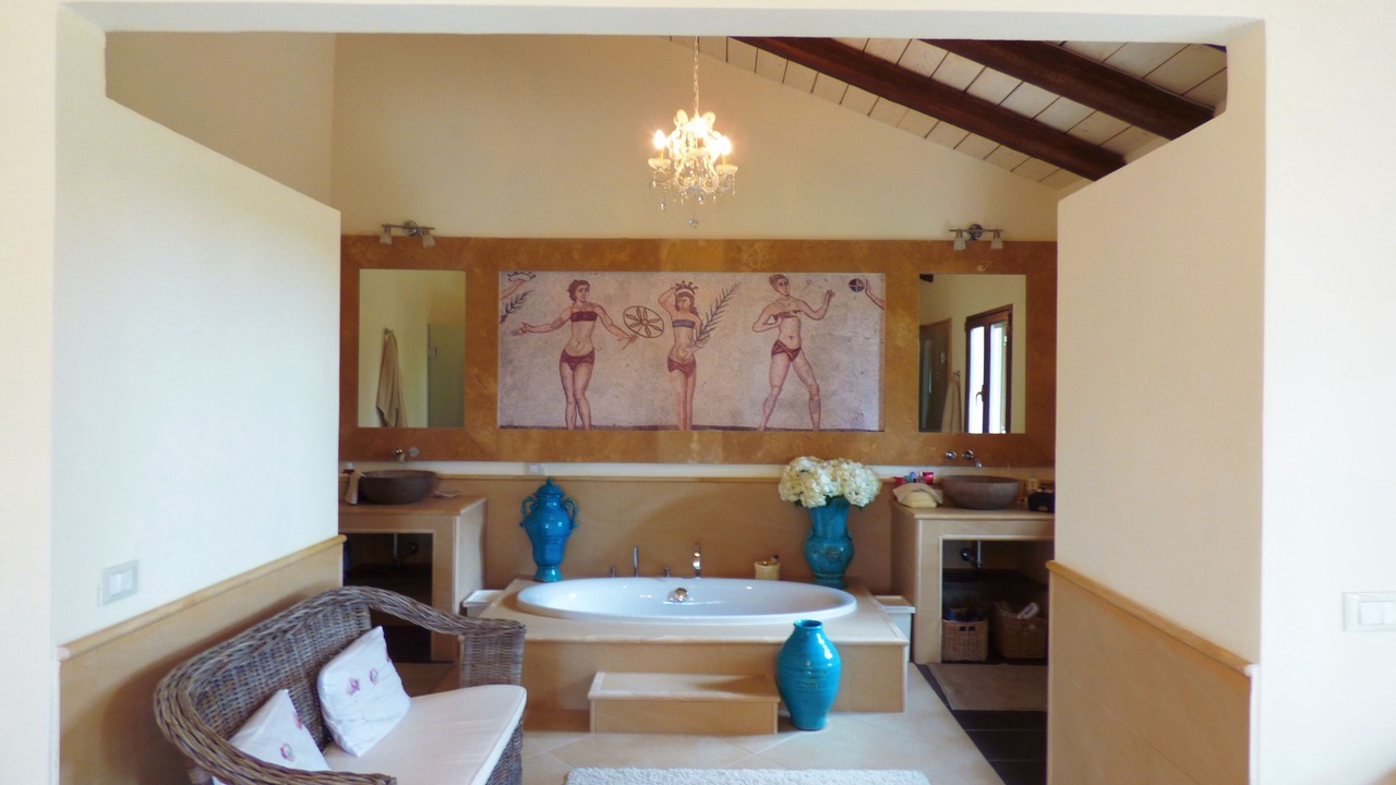 Photo of Bathroom in Chiaramonte Gulfi