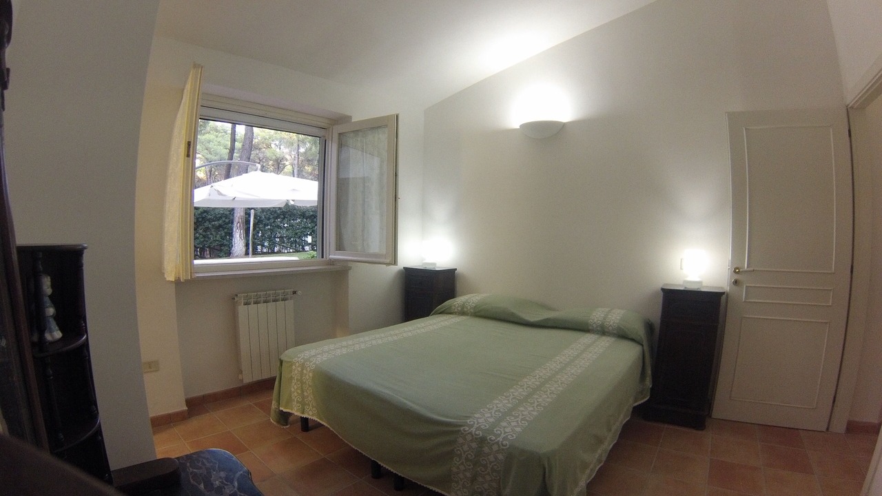 Photo of Bedroom in Riva dei Tessali