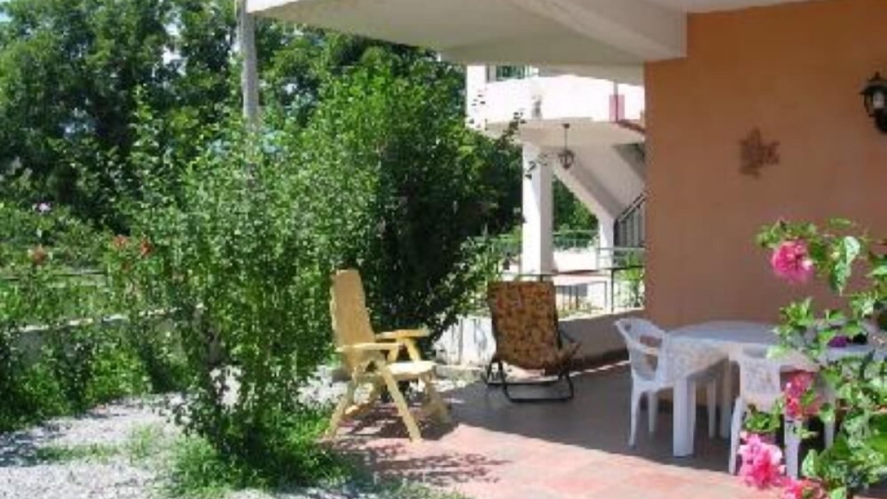 Photo of Outdoor in Patti
