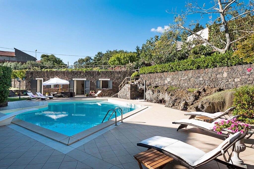 Photo of Outdoor in Ragalna