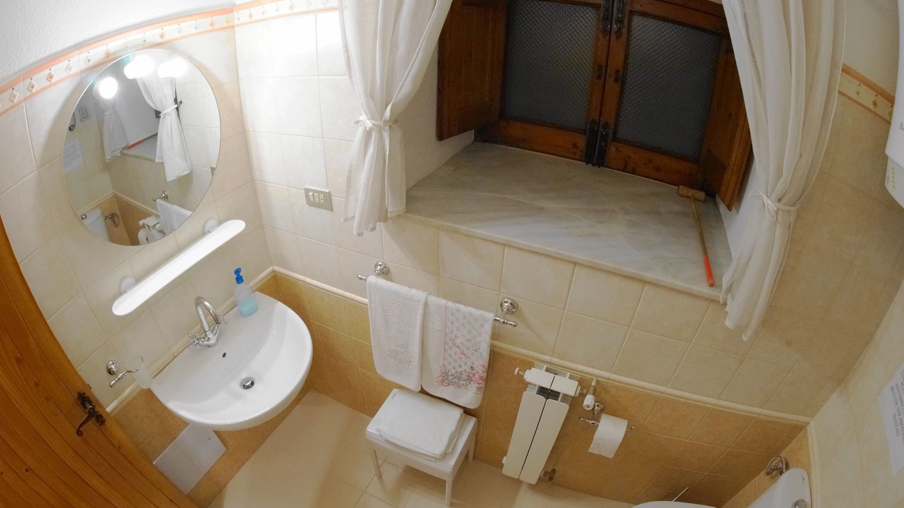 Photo of Bathroom in Ragalna