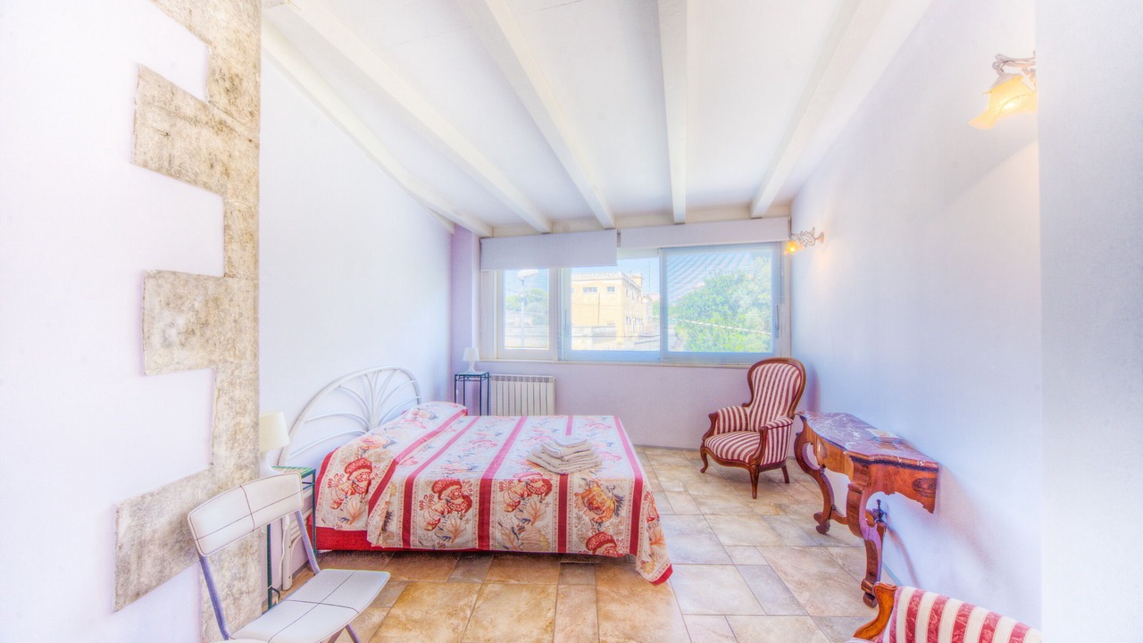 Photo of Bedroom in Acradina