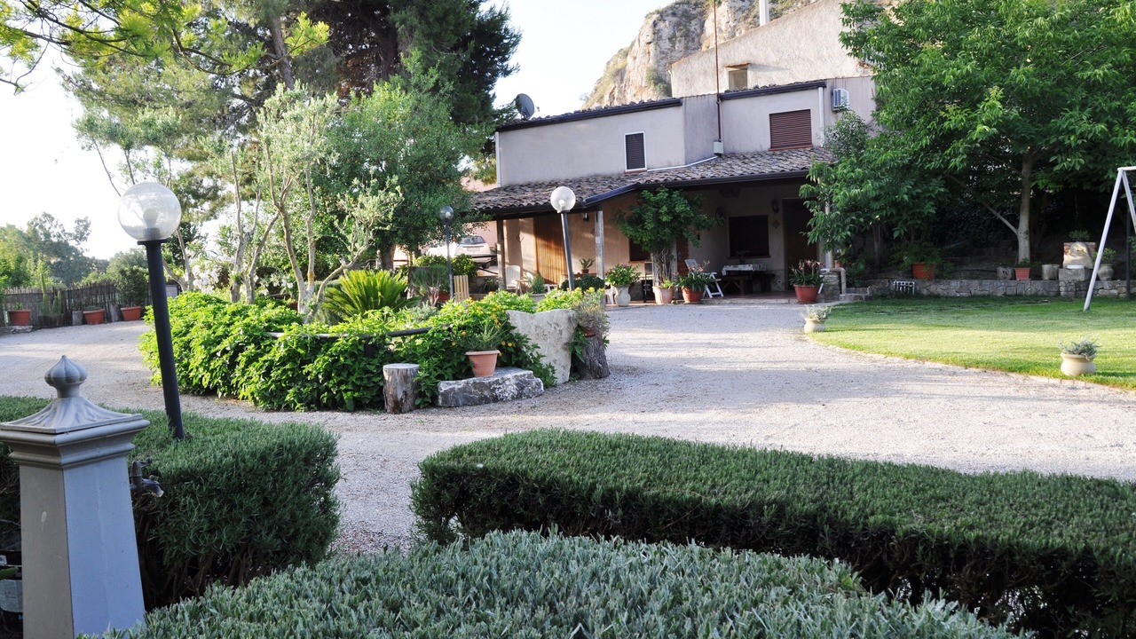 Photo of Outdoor in Caccamo