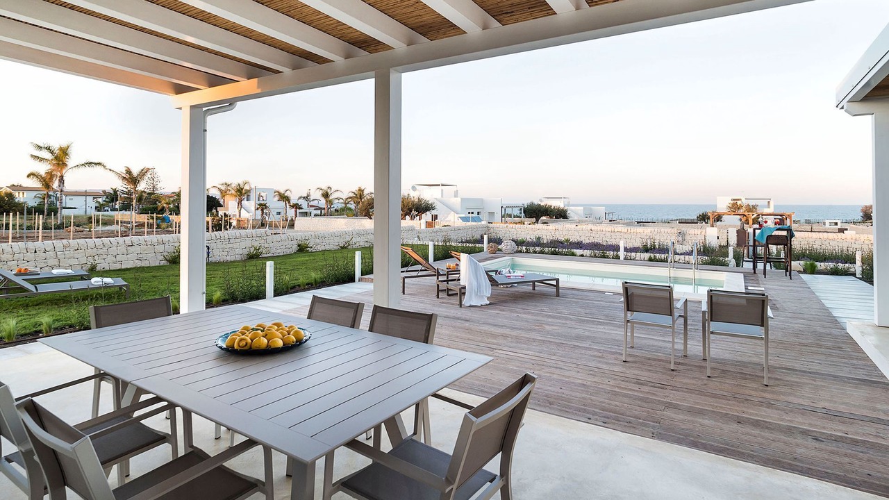Photo of Patio Balcony in Reitani