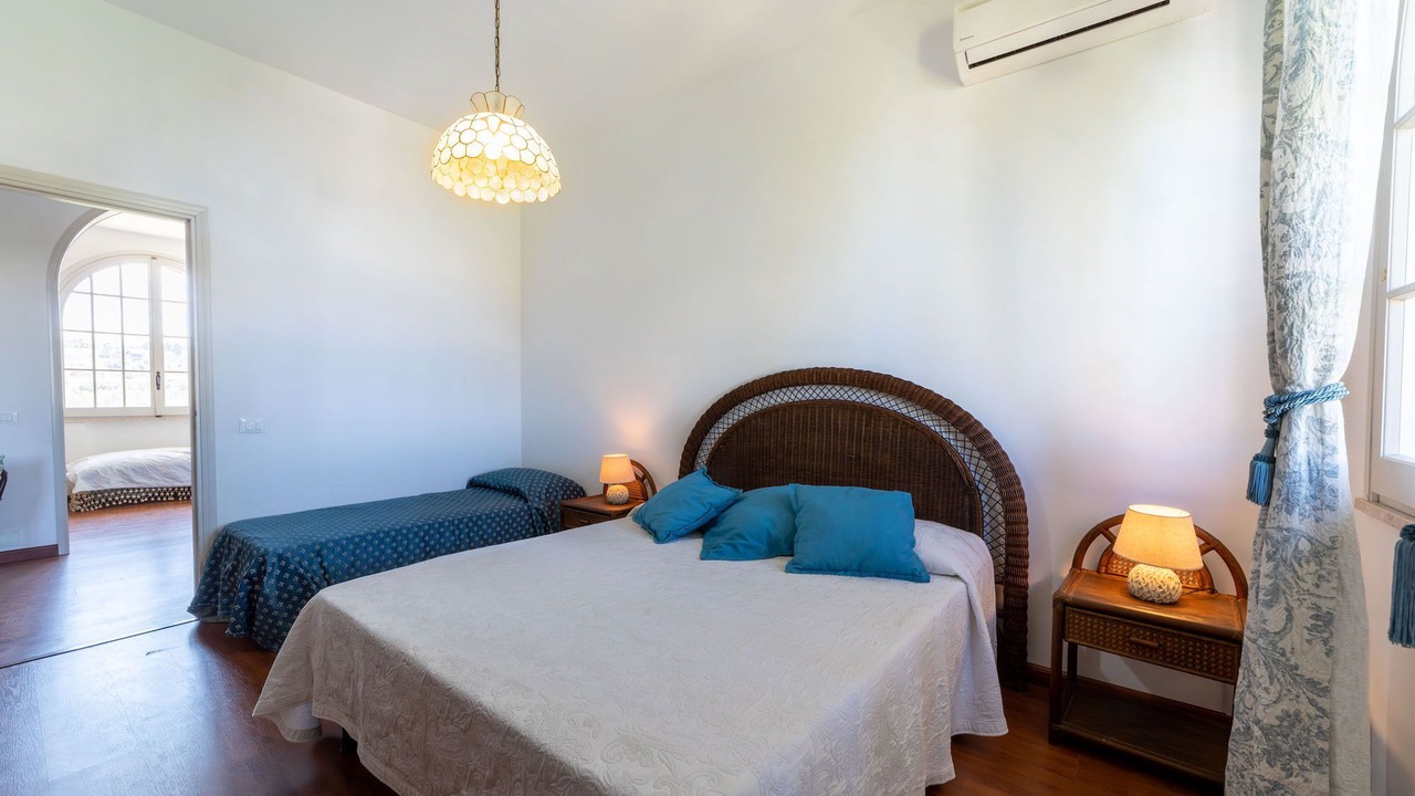Photo of Bedroom in Arini