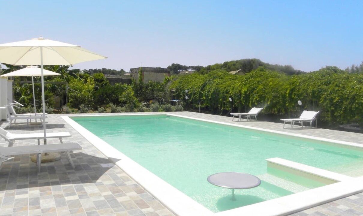 Photo of Outdoor in Arini