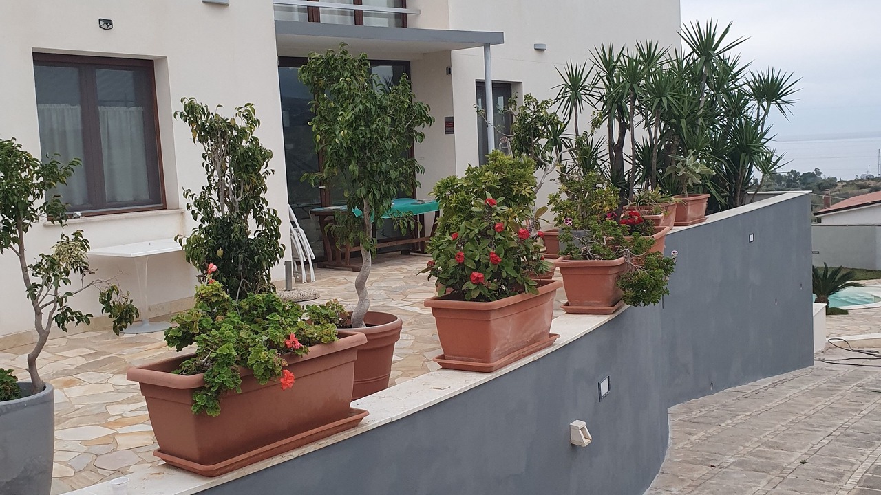 Photo of Patio Balcony in Salina