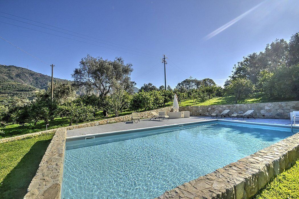 Photo of Outdoor in Mirto