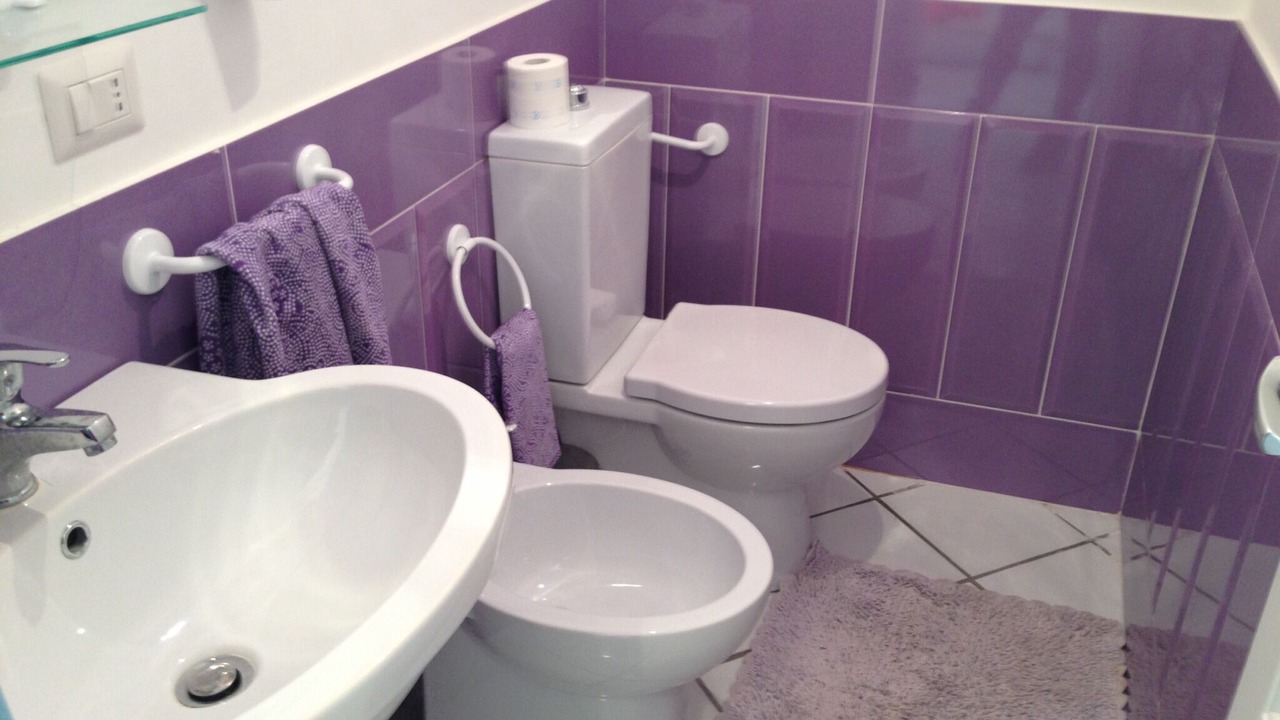 Photo of Bathroom in Vulcano Porto
