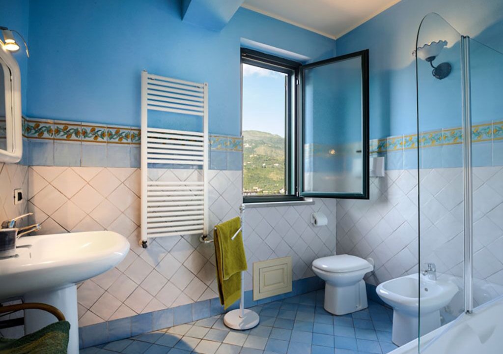 Photo of Bathroom in Patti