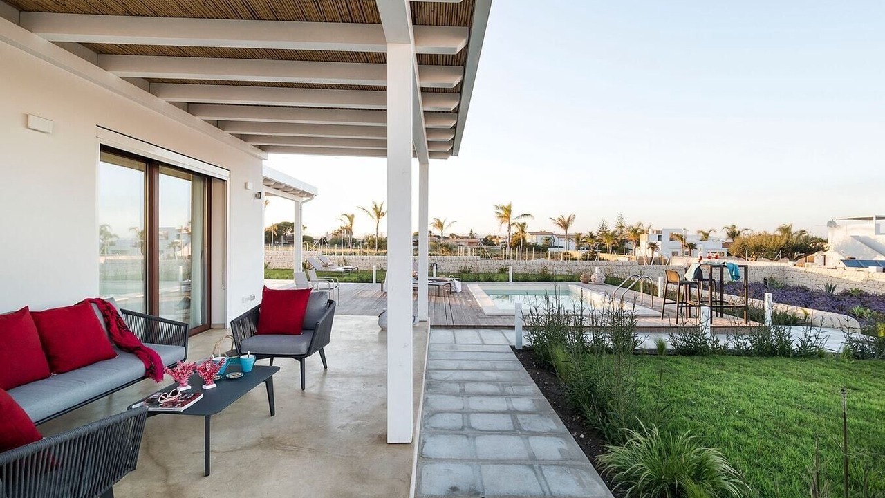 Photo of Patio Balcony in Reitani