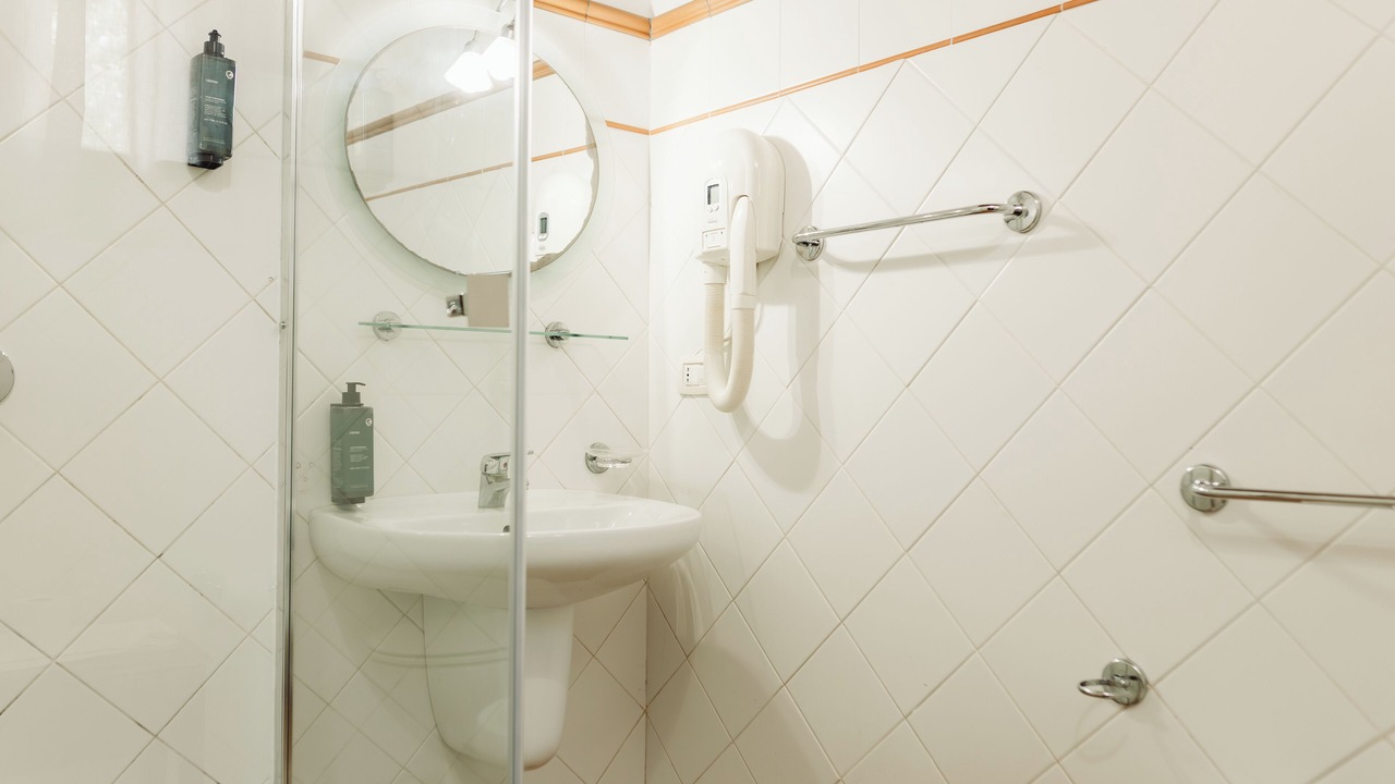 Photo of Bathroom in Campofelice di Roccella