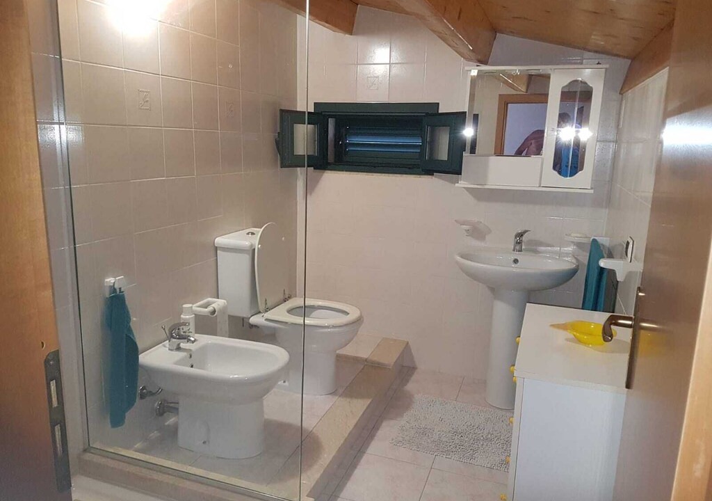Photo of Bathroom in Ognina