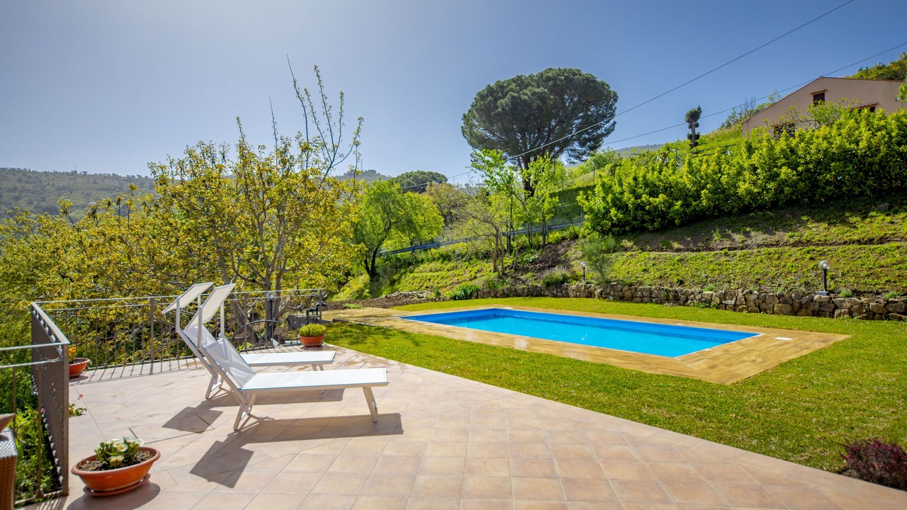Photo of Outdoor in Cefalu