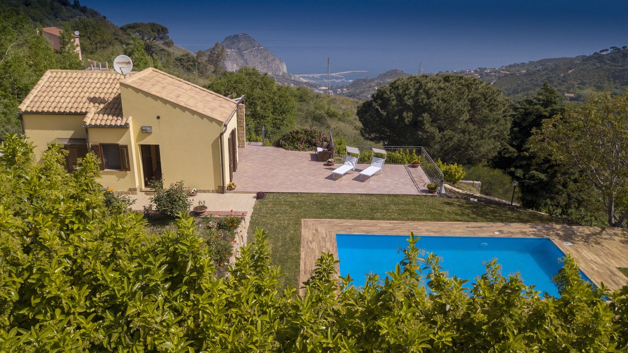 Photo of Outdoor in Cefalu