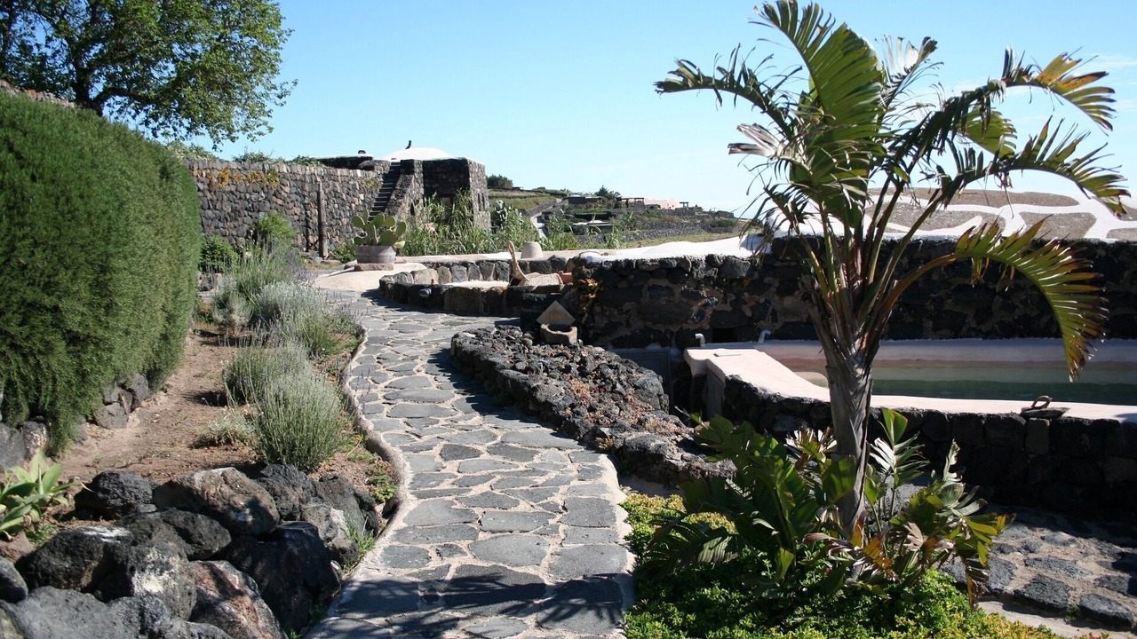 Photo of Outdoor in Kamma